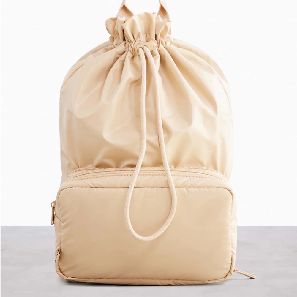 NWT Beis Expandable Pouch Crossbody backpack in Beige